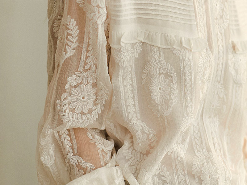 silk anglaise